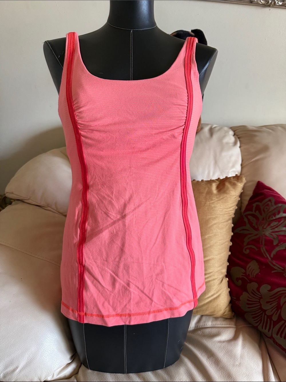 Lululemon top